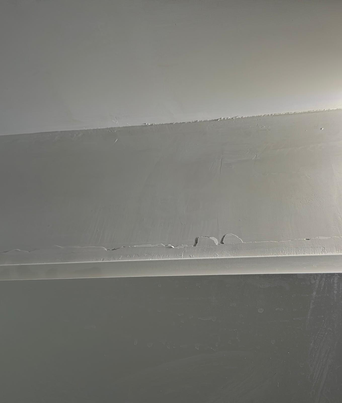 Latexspuiten in De Kwakel: wanneer “goedkoop stucwerk” ineens duurkoop wordt