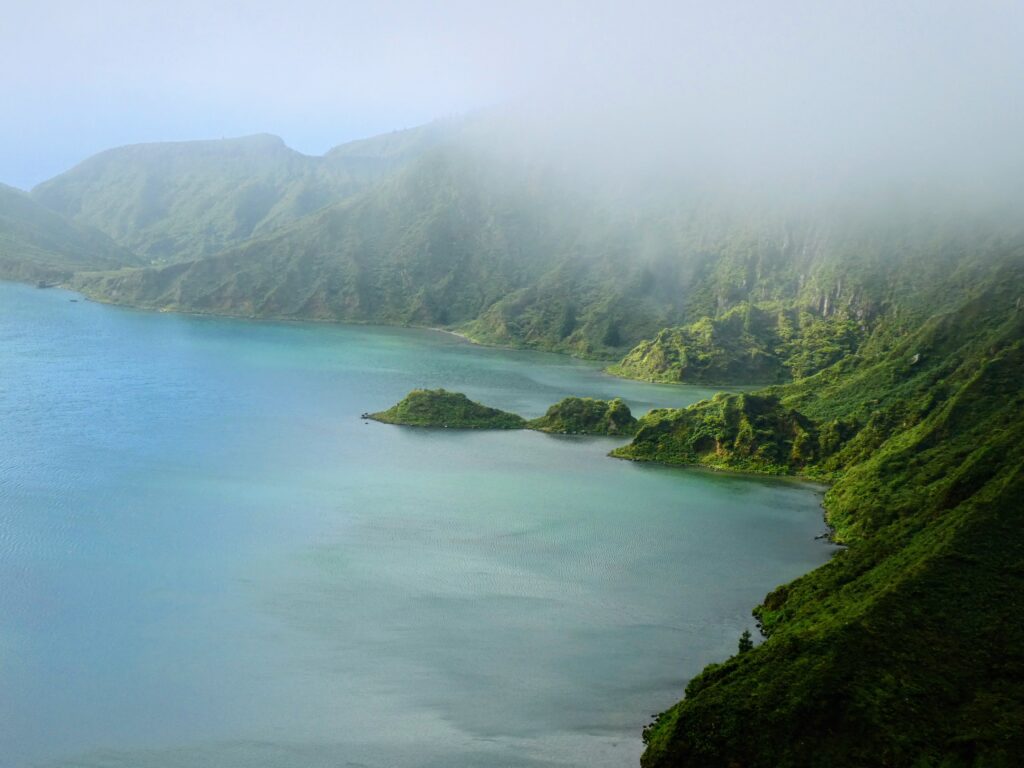 Lagoa do Fogo