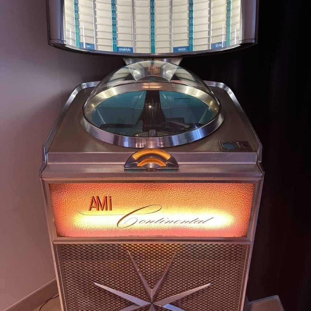 Ami Continental XJAA-200 jukebox 1960 VERKOCHT