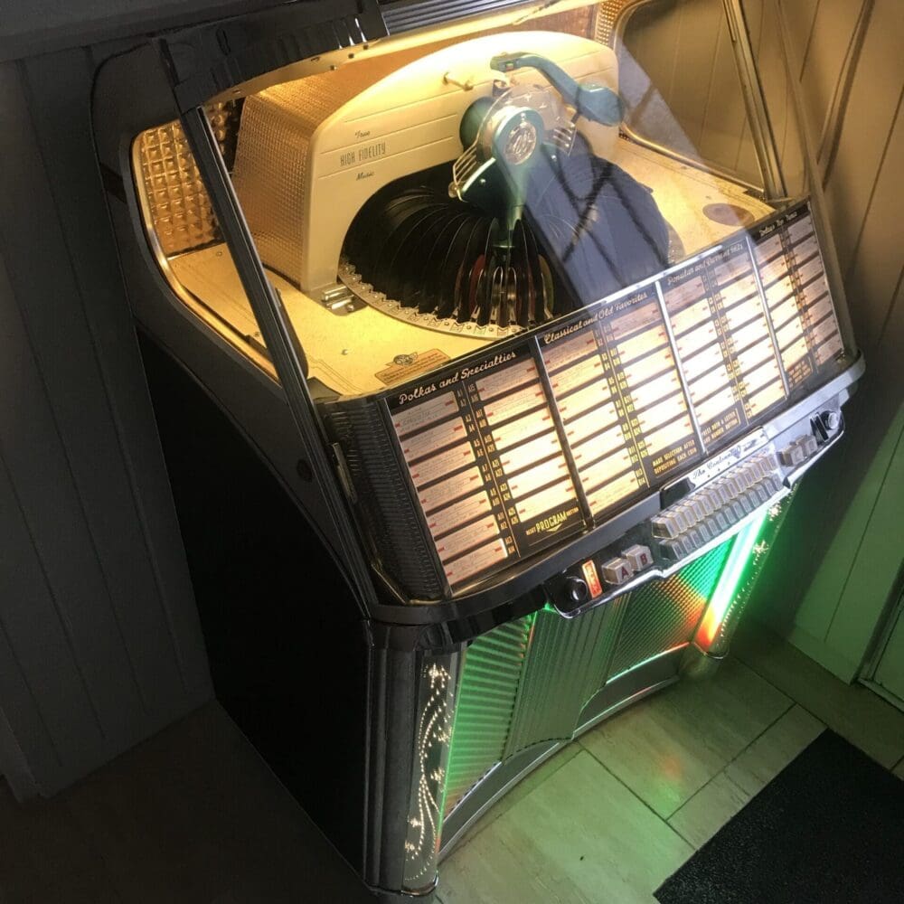 Wurlitzer 1900 “Centennial” Jukebox 1956