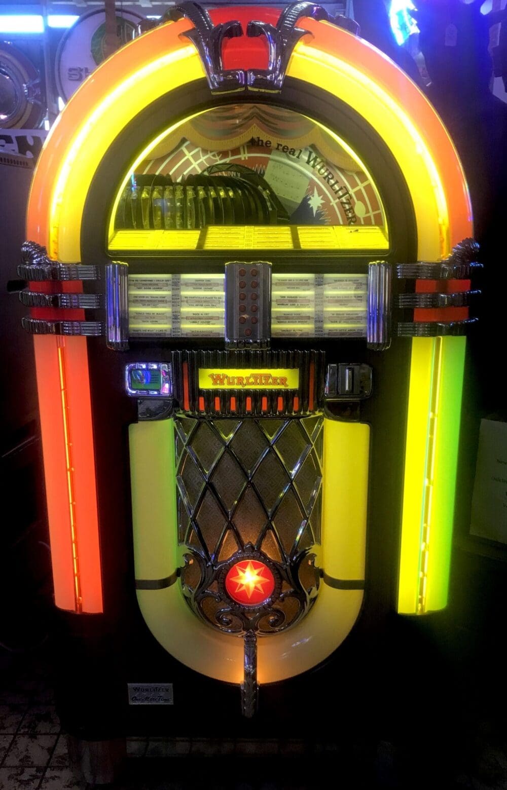 Wurlitzer 1015 OMT Jukebox met Singles in nieuwstaat!