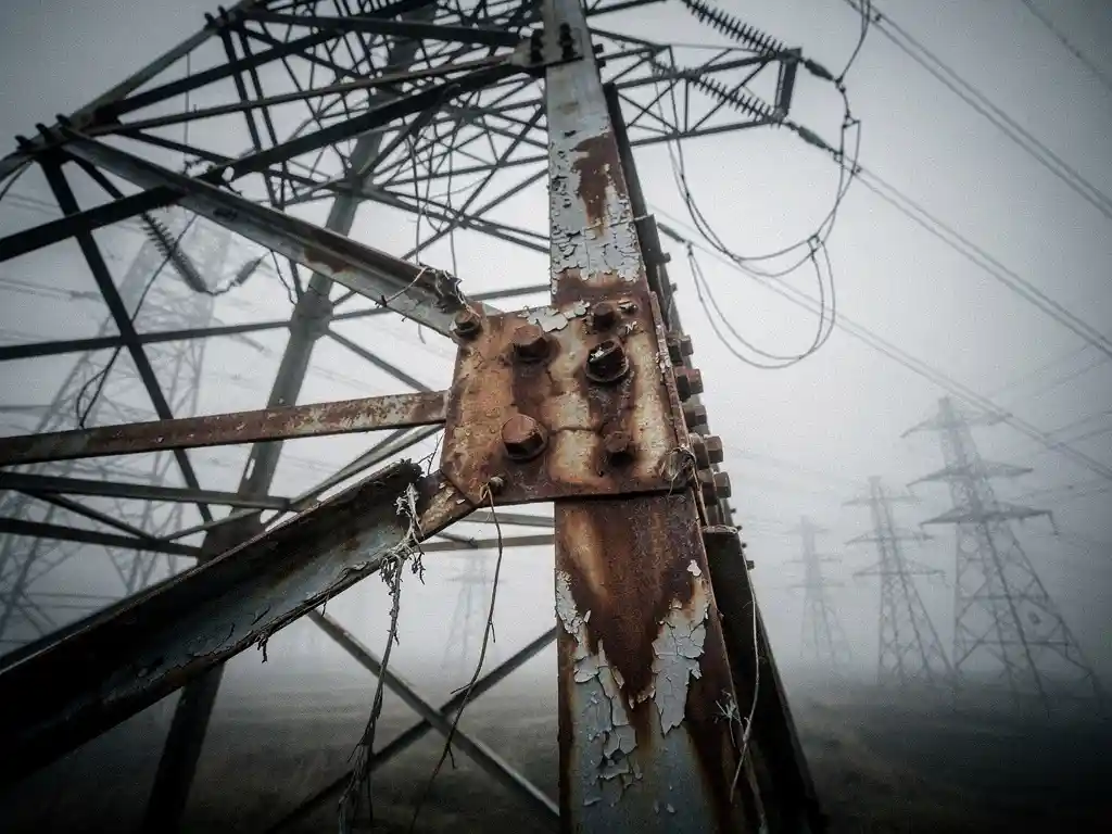 How aging energy infrastructure puts grid reliability at risk