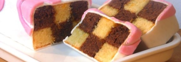 Battenberg cake met chocolade en vanille