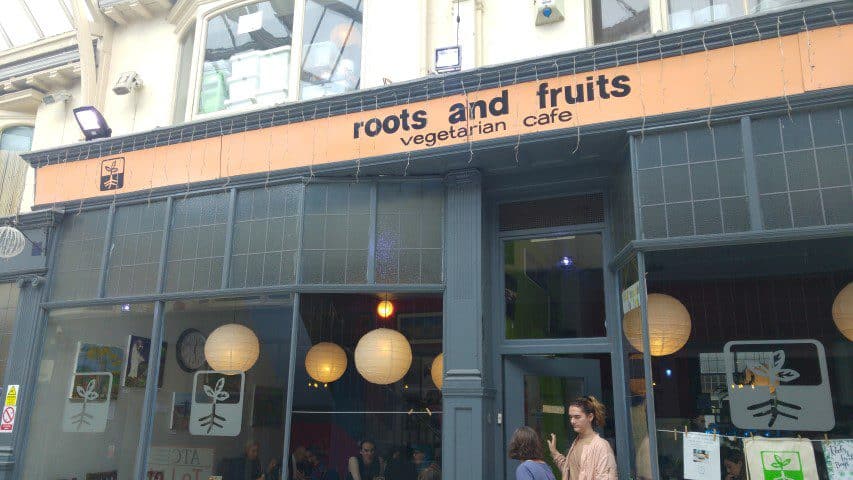 Tips Leeds: Roots & Fruits