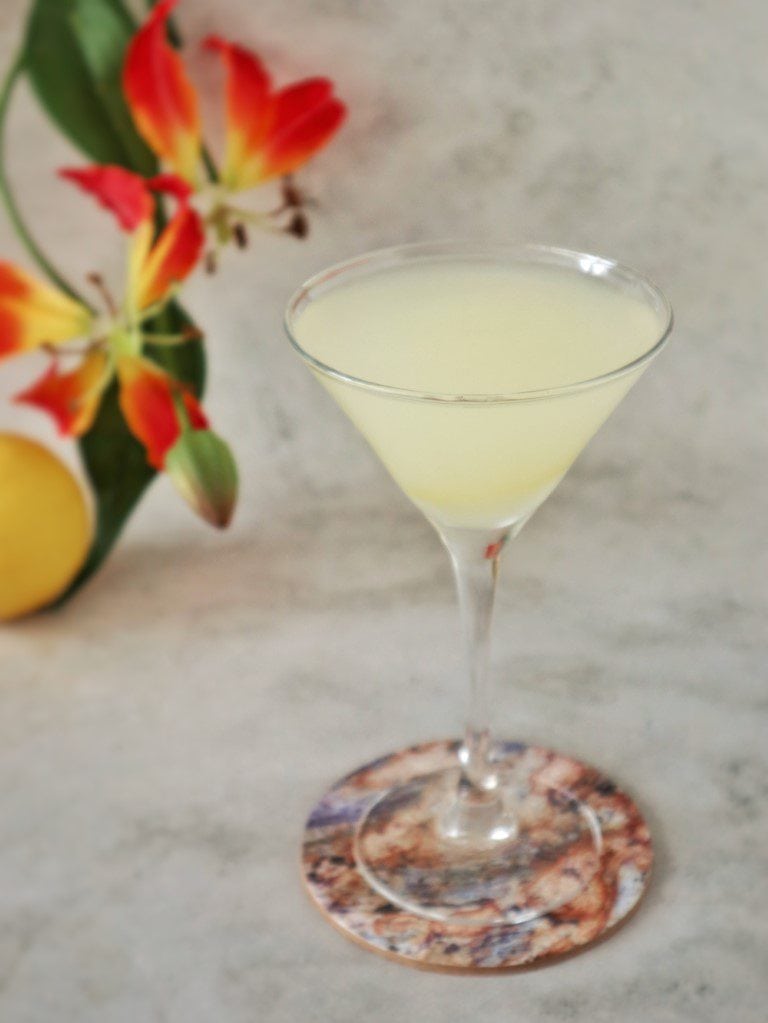 Aravevi Limoncello Martini - limoncello cocktail