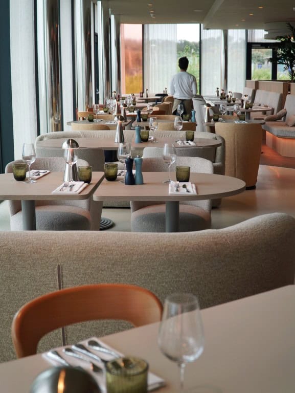 Restaurant Nomon - Carlton Beach Scheveningen - tips restaurants Den Haag en Scheveningen