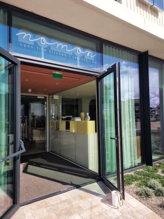 Restaurant Nomon - Carlton Beach Scheveningen - tips restaurants Den Haag en Scheveningen