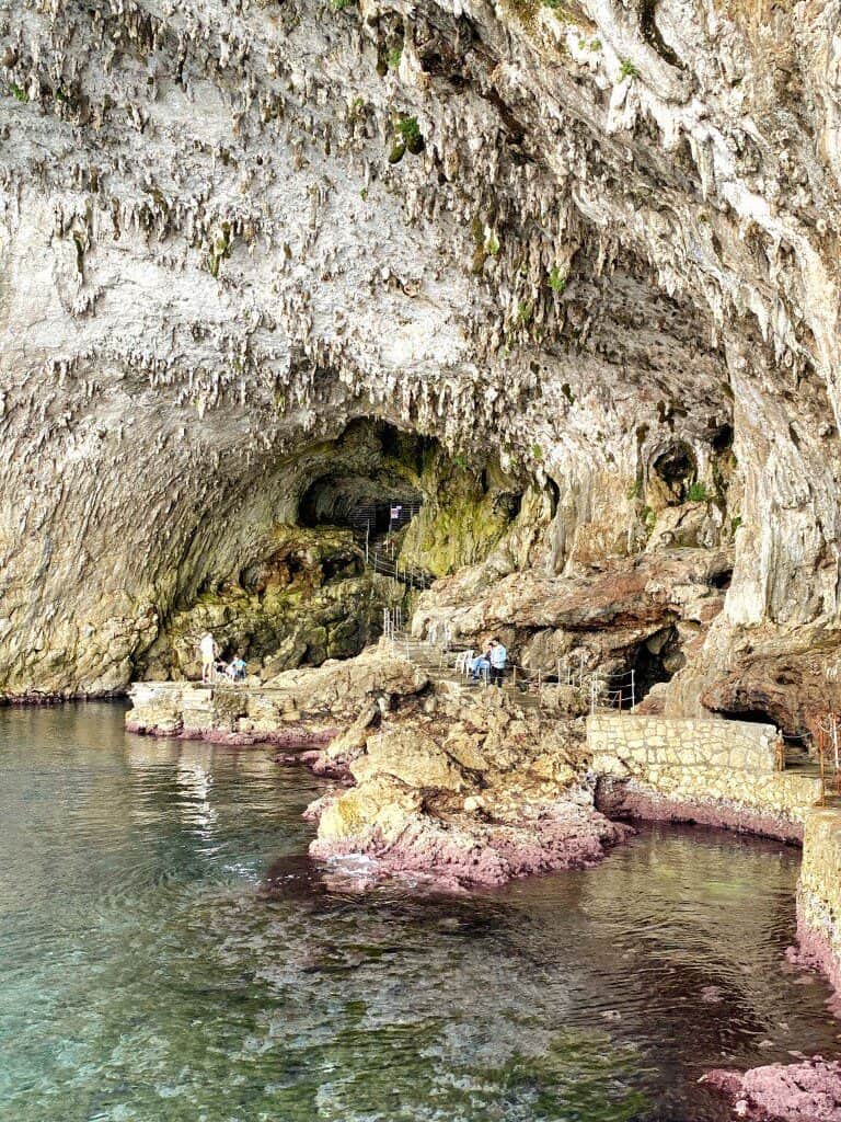 Grotta Zinzulusa - Salento Italy