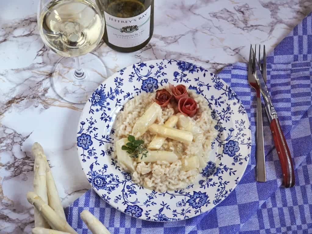 Romige risotto met witte asperges