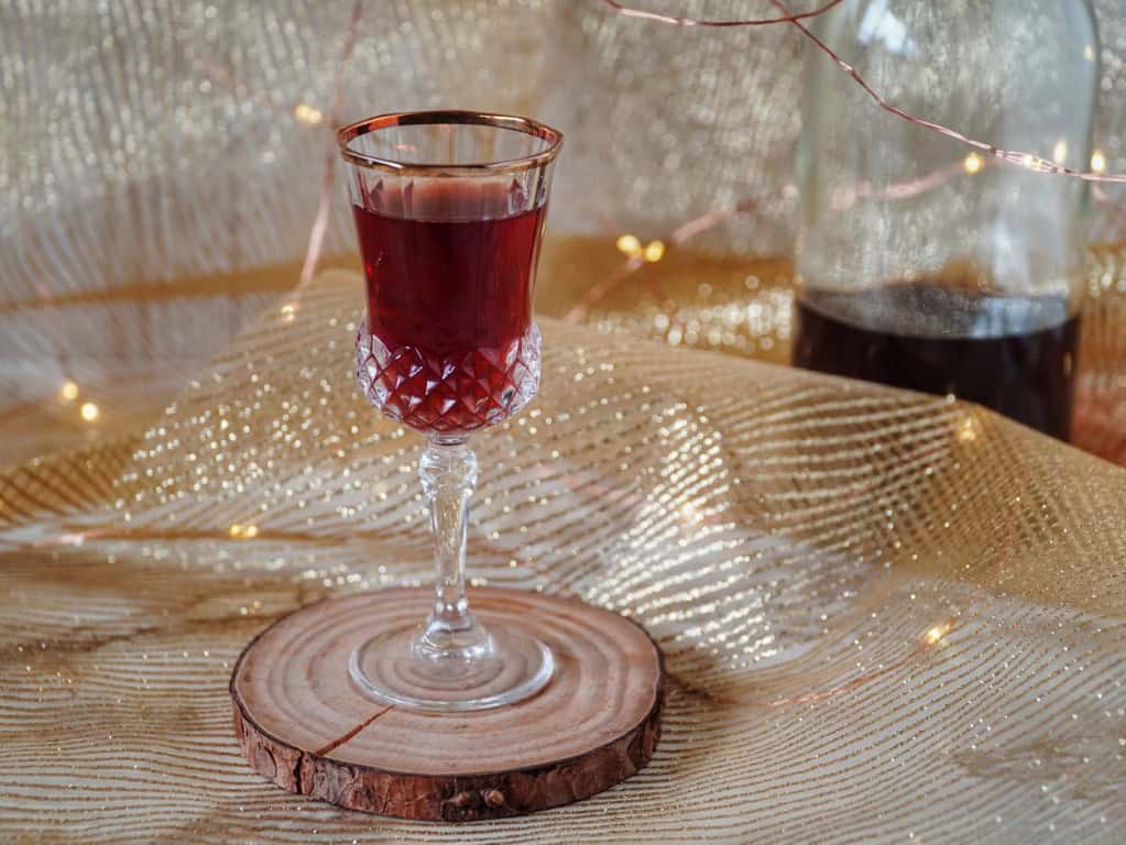 Glühwein likeur om zelf te maken + Glüh Royal cocktailrecept