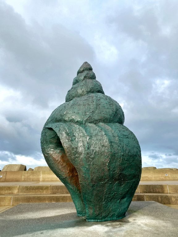 Het strand van Oostende - Monument for a Wullok (1) (Middel)