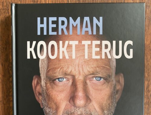 Review: Herman kookt terug – De culinaire biografie van Herman den Blijker