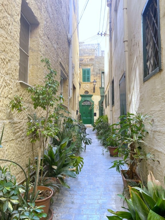 Struinen door de kleine straatjes van Ir-Rabat Victoria