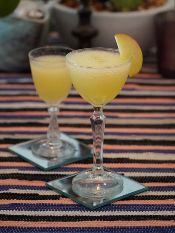 Zomerse Tequila cocktails - Frozen Apple-Orgeat Daiquiri 