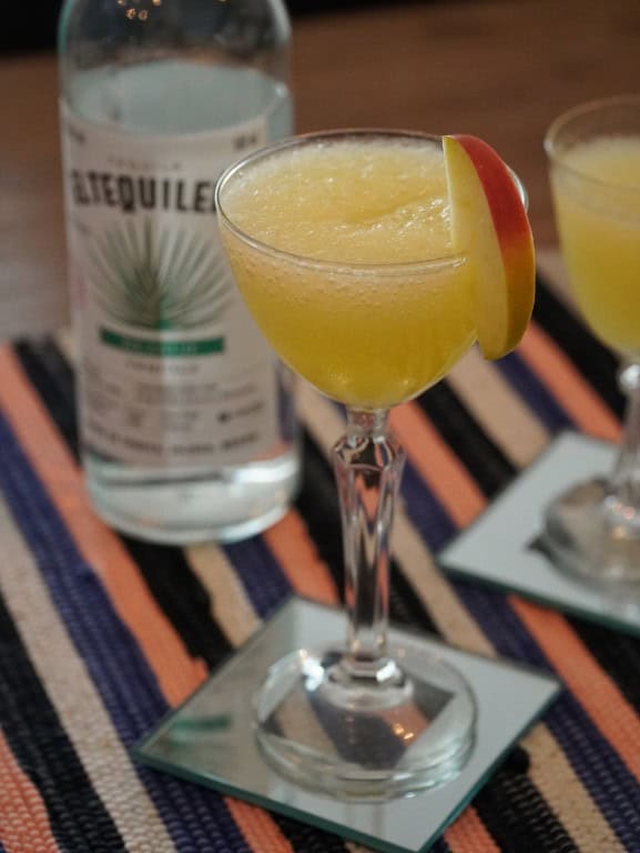 Zomerse Tequila cocktails - Frozen Apple-Orgeat Daiquiri 