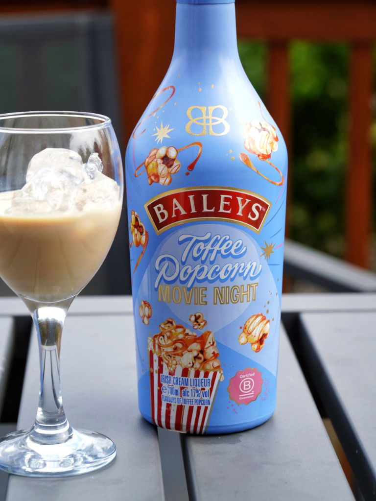 Nieuwe Baileys smaak - Baileys Toffee Popcorn Movie Night 