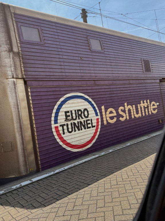 Met eigen auto naar Zuid-Engeland Boot versus EurotunnelLe Shuttle - Via de Eurotunnel Le Shuttle met je auto naar Zuid-Engeland