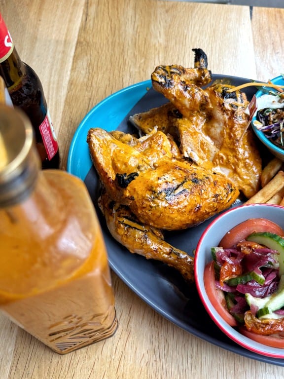 Nando's eten in Cambridge