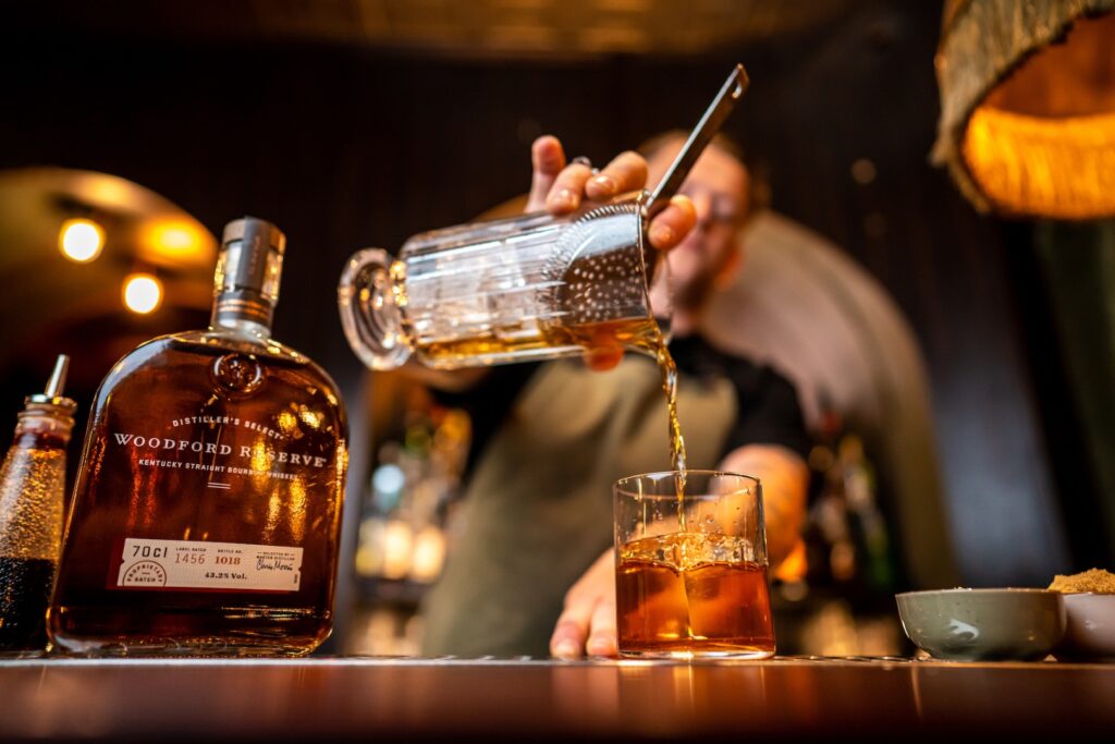 Door 74 Amsterdam schenkt 20.000ste Old Fashioned Hustle 