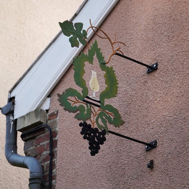 'Enseignes' (Uithangborden) van Hautvillers