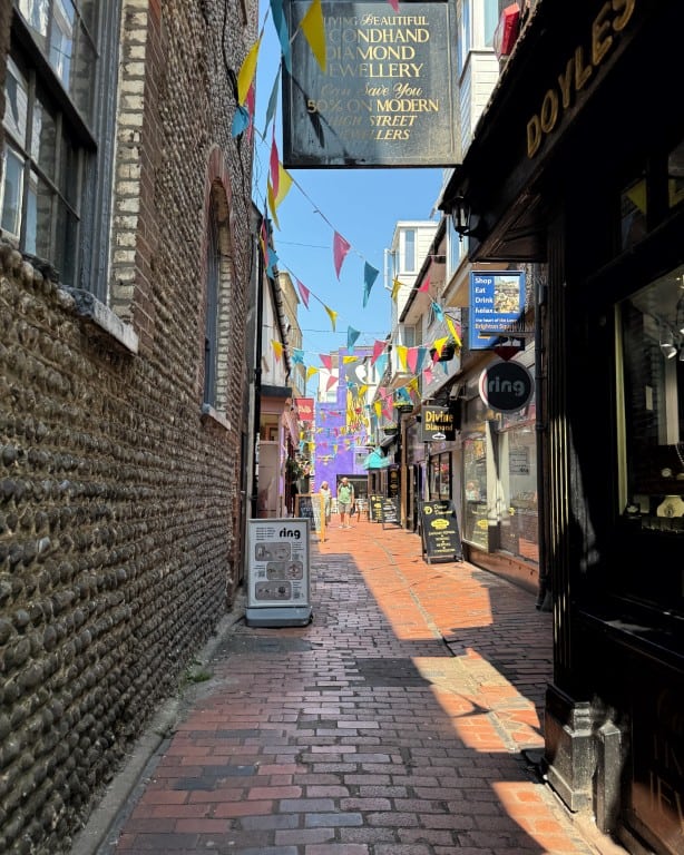 Lekker shoppen in The Lanes en The North Laine van Brighton - weekend weg Brighton