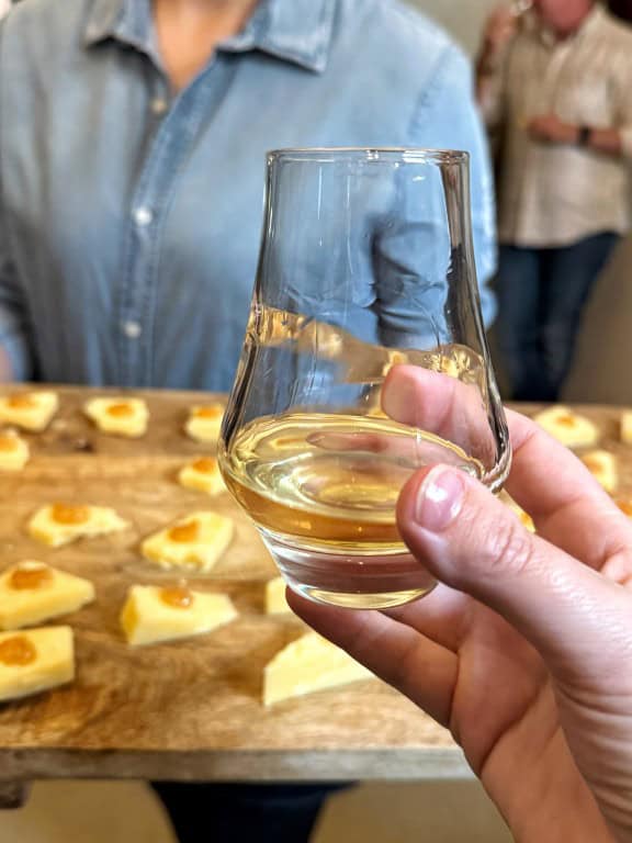 Op bezoek bij: Tolmanns Gin: premium gins uit Fort Vijfhuizen 3 Binnenkijken bij Tolmanns Gin premium gins uit Fort Vijfhuizen