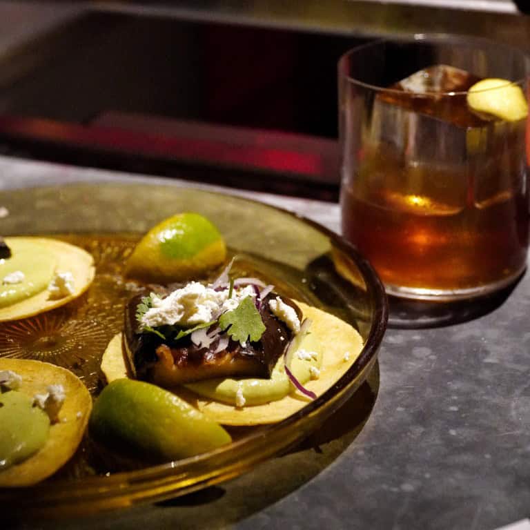 Bar Cham uit Seoul verovert Amsterdam tijdens Woodford Old Fashioned Week 12 Gerechten cocktailbar Sins of Sal Amsterdam