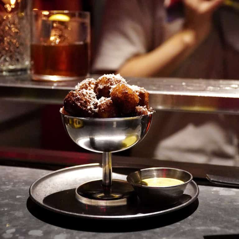 Bar Cham uit Seoul verovert Amsterdam tijdens Woodford Old Fashioned Week 13 Gerechten cocktailbar Sins of Sal Amsterdam