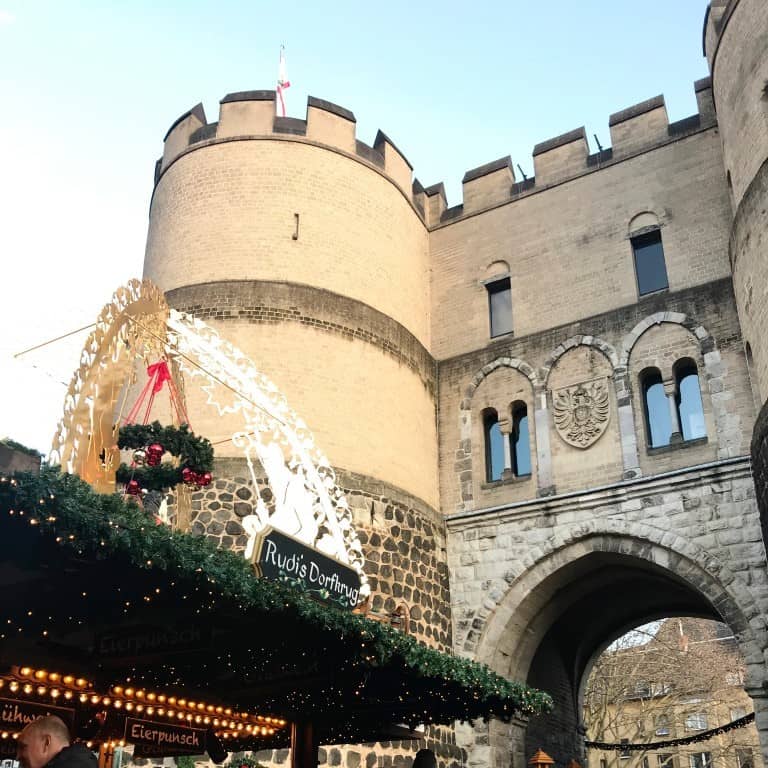 De Kerstmarkten in Keulen bezoeken 14 Kerstmarkt Keulen - Rudolfplatz