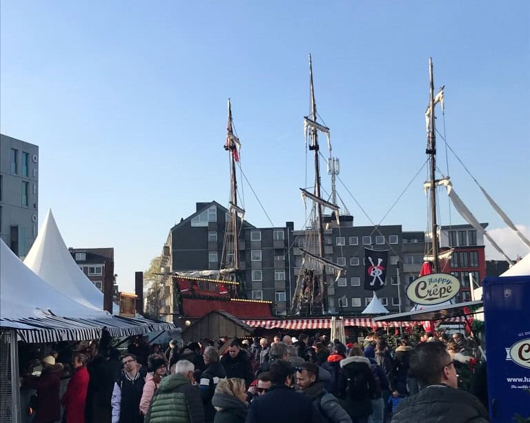 De Kerstmarkten in Keulen bezoeken 17 Kerstmarkten in Keulen - Schokoladenmuseum Cologne Harbour Christmas Market