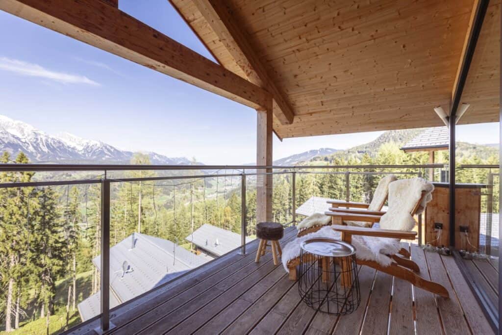 ALPS RESORTS: vrijheid, natuur en comfort 3 Alpenchalets Reiteralm Dachsteinblick ALPS RESORTS