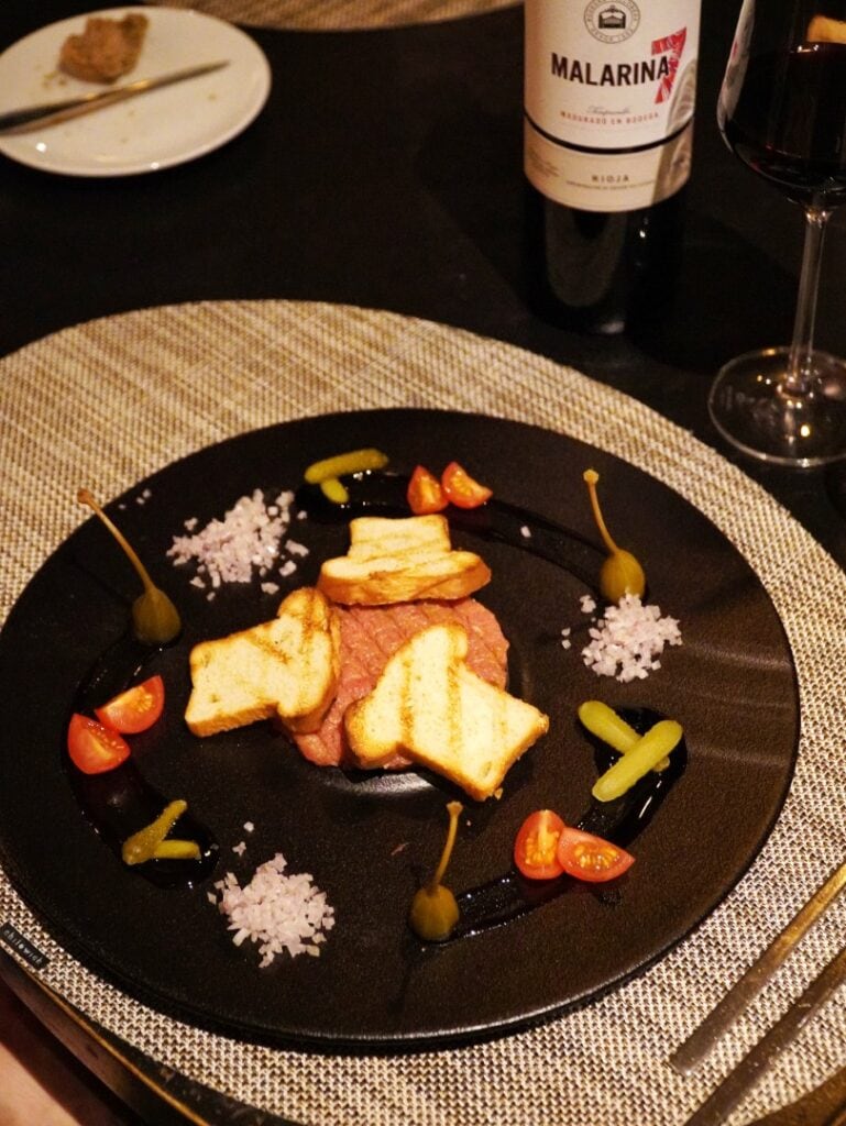 Mövenpick Hotel Amsterdam - Slapen aan het IJ 14 Mövenpick Hotel Amsterdam Restaurant