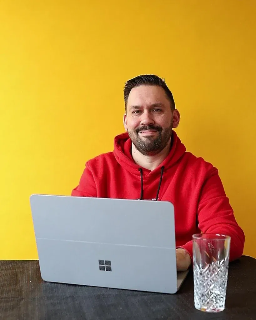 Host van The Origin Story Podcast: Paul Hendriks