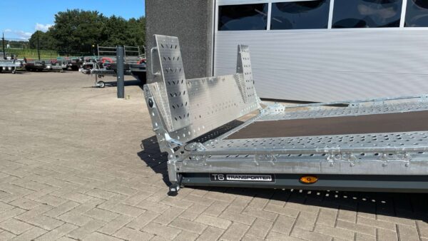 Brian james T Transporter 550x224 Voorraad model