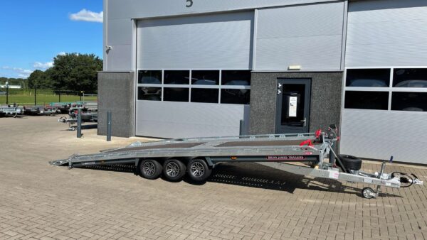 Brian james T Transporter 550x224 Voorraad model