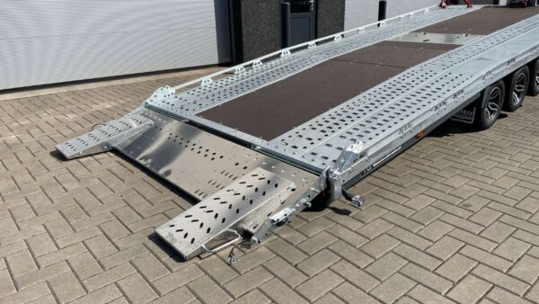 Brian james T Transporter 550x224 Voorraad model