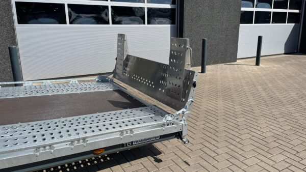 Brian james T Transporter 550x224 Voorraad model
