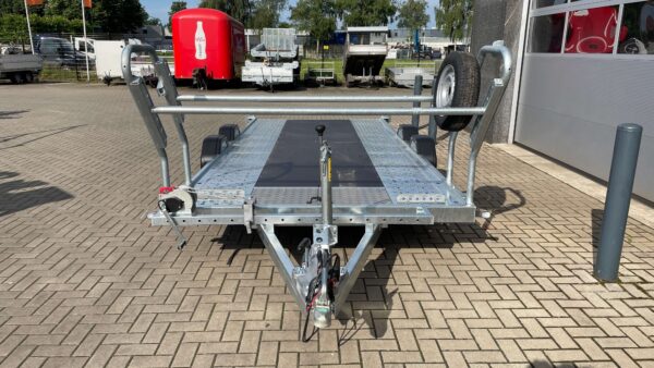 Autotransporter Tiki Trailers 500x209cm 3500KG