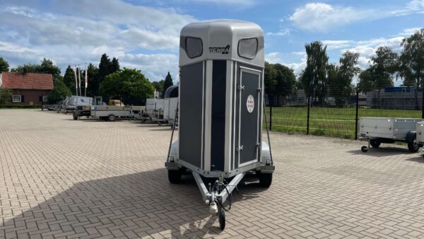 Gebruikte paardentrailer Henra 1-paards Zeer nette staat!