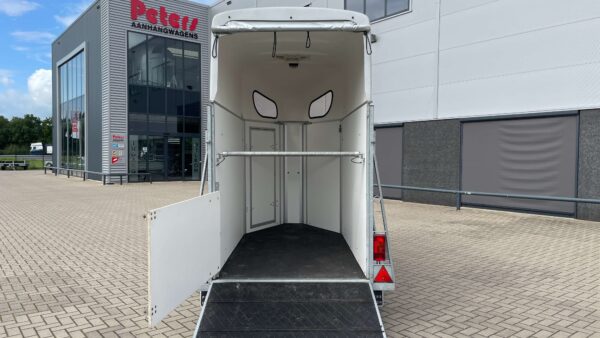Gebruikte paardentrailer Henra 1-paards Zeer nette staat!
