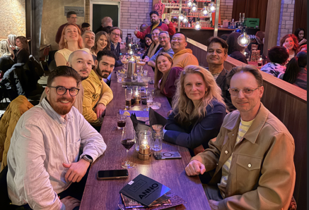 Friday night community drinks #10 – Let’s meet in yellow💛