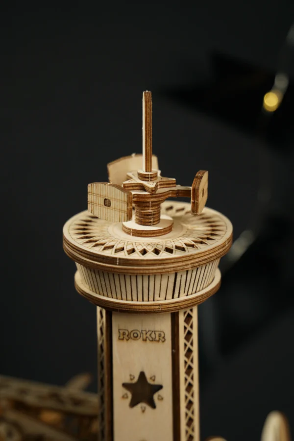 details2 scaled AMK41 Air-Control Tower - Houten Bouwpakket 3D-Puzzel Robotime/ROKR/Rolife