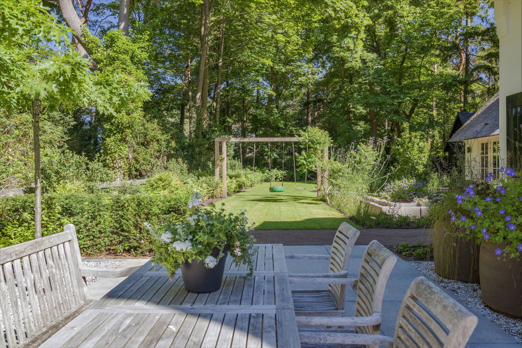 Sfeervolle familietuin geschikt voor kinderen