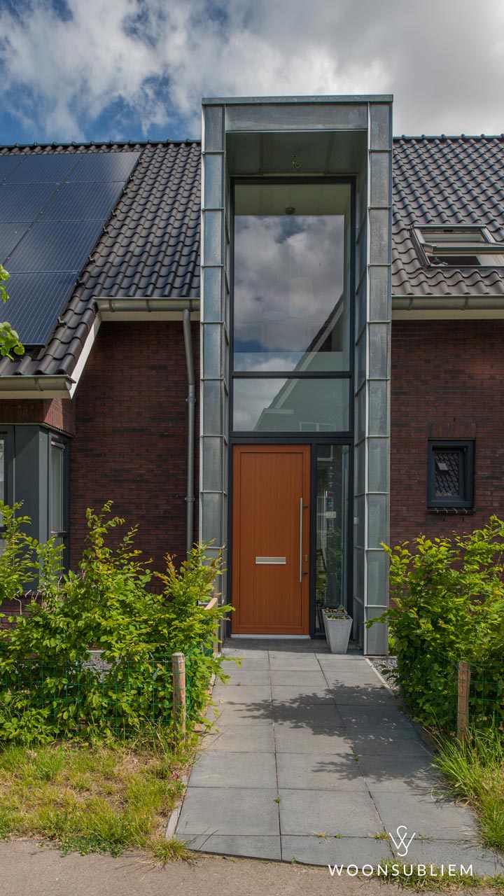 Wat is een risaliet – Vrijstaande woning met metselwerk en opvallend entree-element